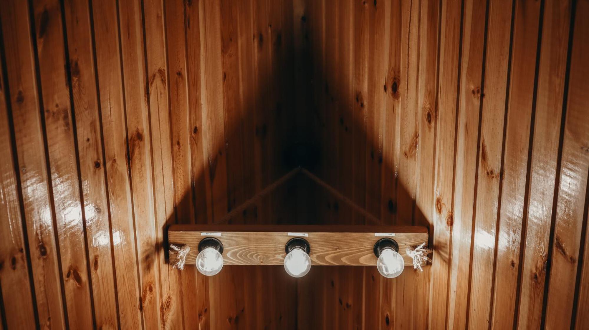 A Pisc Hotel Vatra Moldoviţei Buitenkant foto